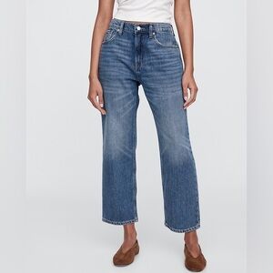 GAP Denim‎ Supersoft Relaxed Straight Crop Jeans Medium Wash 25/0 Short